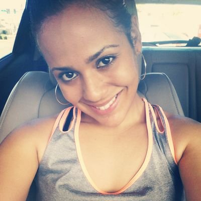 Instagram: gloriette12

Perfeccionista, koala lover, reggaeton . La traicion es mi peor enemiga.
