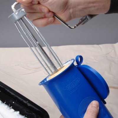 Obvious Solutions hold several patents for unique time saving products: Roller Keeper™ & Roller Squeegee™ Providing simple solutions to everyday problems.