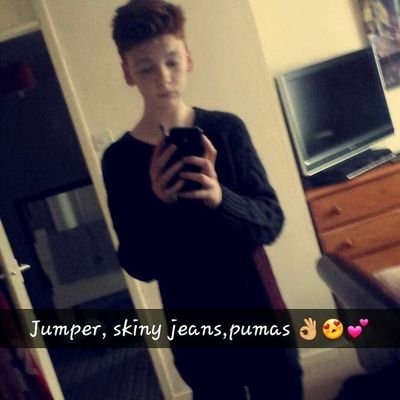 Banbury snapchat~dylan_clements7 insta~fxck_itz_dylan69 gaming youtube live in and box under a table next to IKEA in Sweden