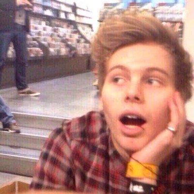 lucas robert hemmings is my percy jackson !!!