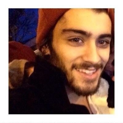 please do not follow this acc; follow @zaynscigxrette she follows back