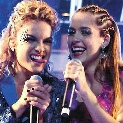 pq_luphia's profile picture. Qual a lógica de ser um fã, sendo que seu ídolo nem sabe que você existe? Qual a lógica de você respirar sabendo que vai morrer? (CarolPhia-23/08)