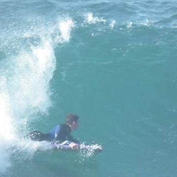 18, bodyboarder, SLB