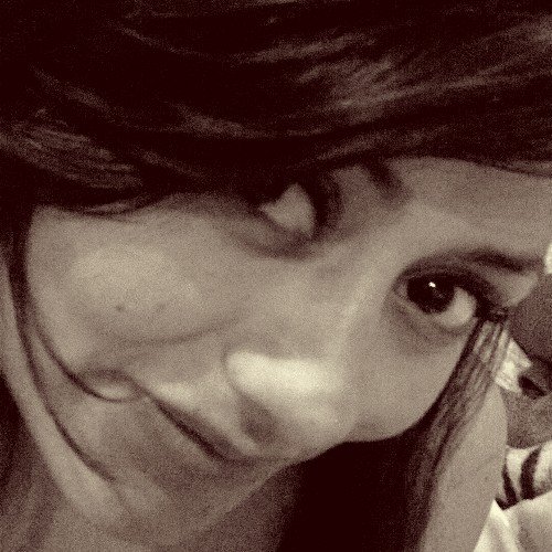 vanejenita's profile picture. Mi felicidad no depende de nadie solo de mii