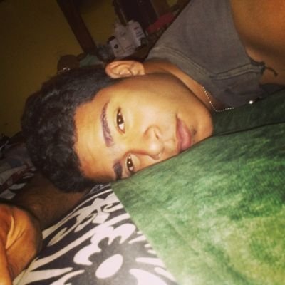 toma_corriente's profile picture. soy d madre normal d padre iresponsable,estudio no muy duro aunque boy adelantado.ten go anvisiones muy extrañas q quisiera q s agan realidad.no e muerto y ya