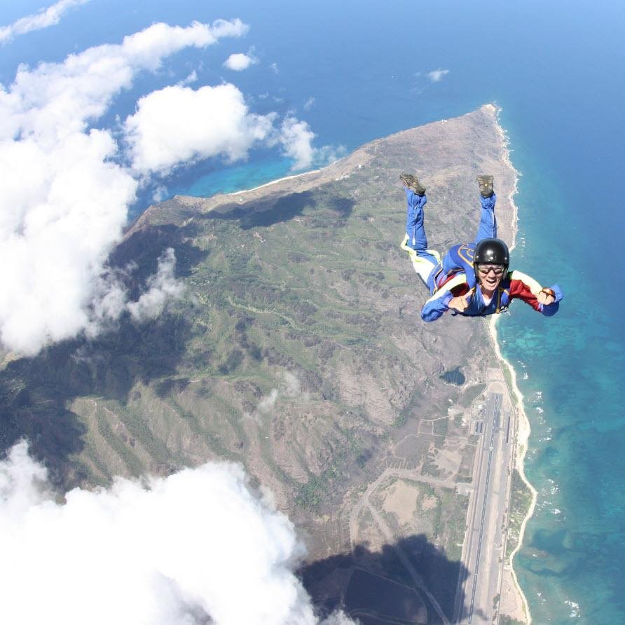 CloudJumper7's profile picture. Working in the cloud during the week at DellEMC and jumping through them on the weekends.