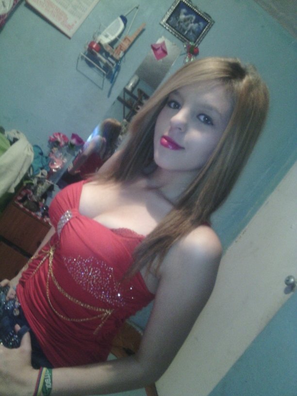 ♛
 ♬★ Reggaetonera 100%  lo mío es  música ♬ sex☺ y dinero, farra  glamour y carrera de autos ♬★