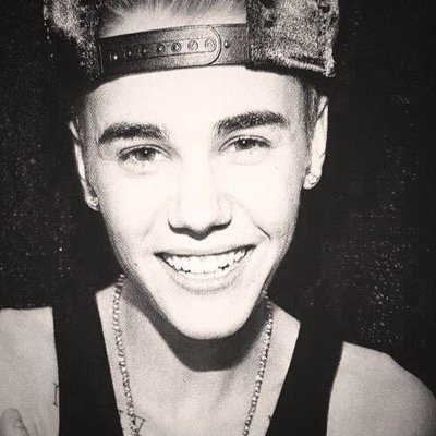 Keep voting for Justin!! We #Beliebers are invincible when we stand together so LETS DO THIS FOR JUSTIN! #EMABiggestFansJustinBieber