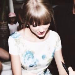 second account of @staringsunsets :) FREE FOLLOW FROM @staringsunsets :)