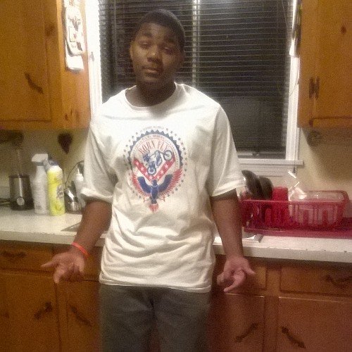 I'm bout that Glo.Gang If yhu ain't bout that Glo.Gang get tha fuvk out my face.