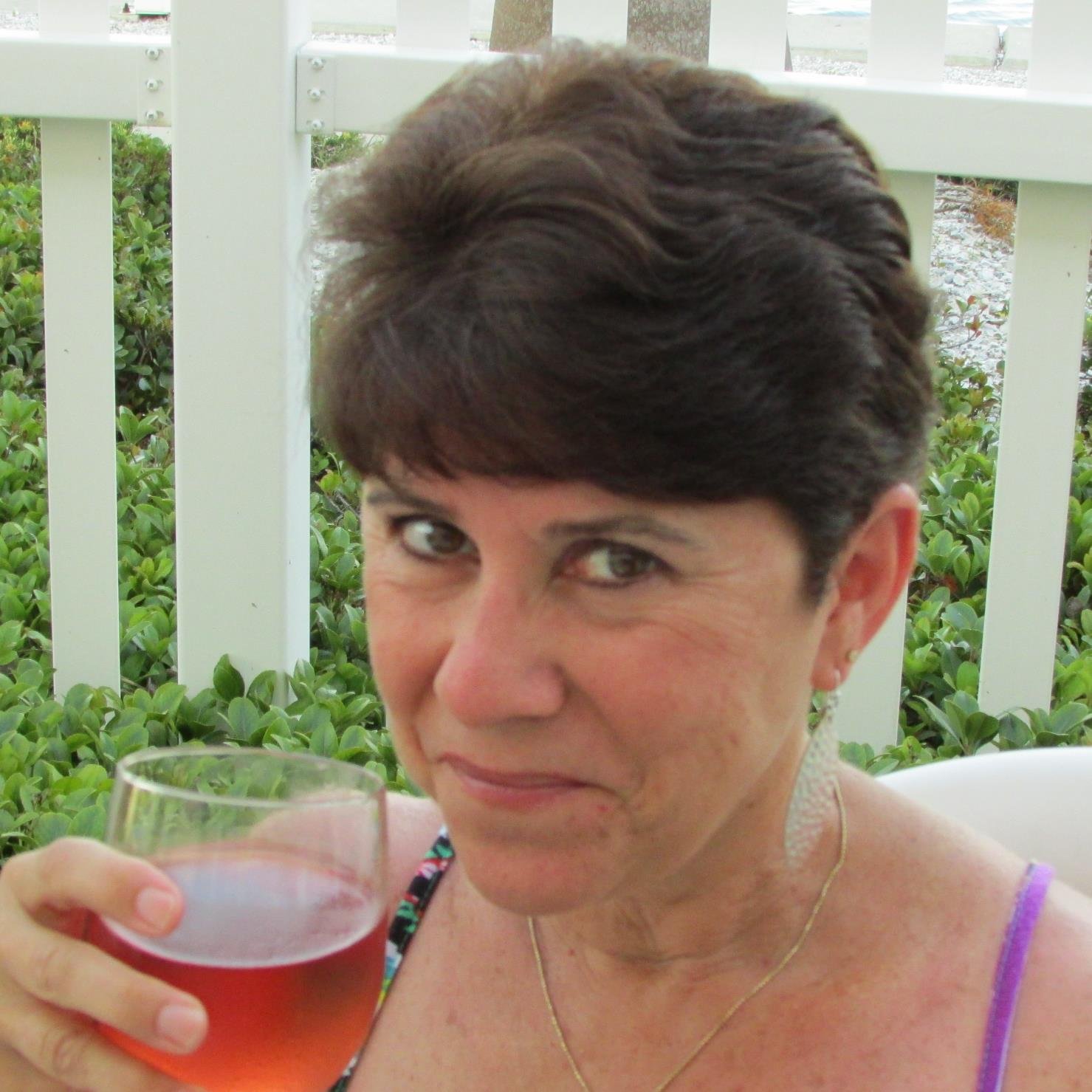 flastutzc's profile picture. 