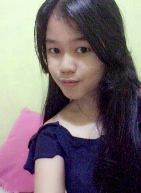 Line,path: yollanda pratiwi