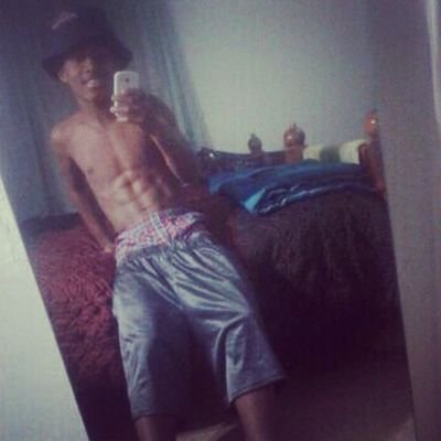 Young_God_13's profile picture. #13⚾
House fam
R.I.P -tj