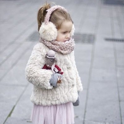 {Multi} im 3 and my daddy is @PoetGringoire; RP2: @DarknessViolet_ and @DarknessLangdon are taking care of me