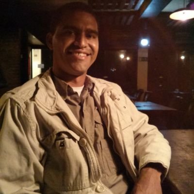 Haciendo Reingieneria en mi vida, Honesto, Amante de la Verdad, Apasionado de la Vida. Contribuyendo desde mi Mt2 para reconstruir mi amada Venezuela