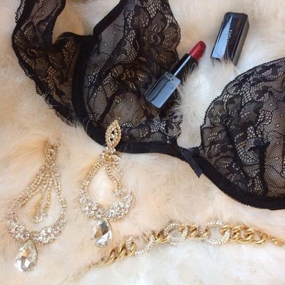 West Coast Adult XXX Entertainment•Private Videos Toy show’s for purchase.👸💰Skype shows•Secret sugar Baby. Spoil me & I will spoil you. 😂🤩🎁