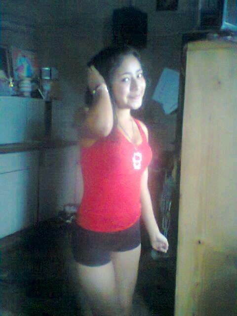 Soy Batonista de ❤ del Colegio Cipresales 
amo a Mi Novio 
Jonathan Larios 
Muy Pronto Seremos Uno Solo 
💕😍😙👫