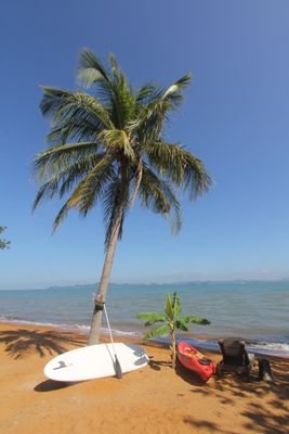A boutique beach resort of 7 luxury bungalows on the beachfront on the East Coast of Koh Chang