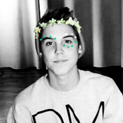 Follow me on insta & vine
ig// awhxespinosa
vine// Matthew Espinosaa