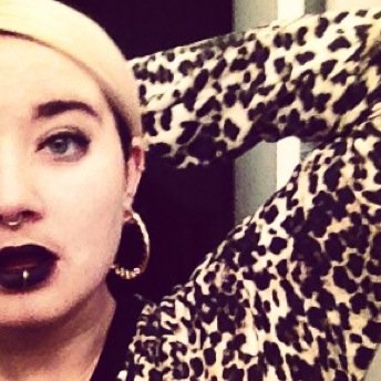 crushslut's profile picture. 