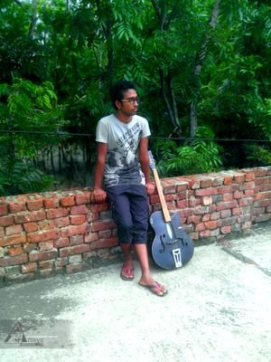 i am engineering student.  i love science and photography.