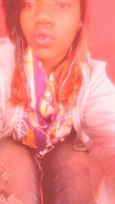 God first ,I love my family ,My momma my everythin #Poohbutt my twin #love both my bubbas