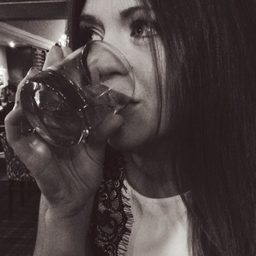 happilyshae's profile picture. just a silly lil mermaid