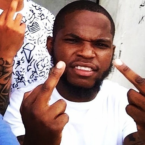 I LOVE MY TEAM ILL DIE FOR MY NIGGAS FFF find them fuck them flea them money over bitches ...#follow back .#DDR take over