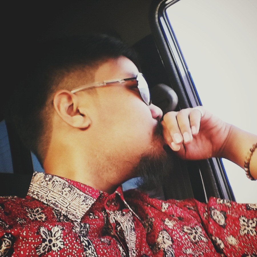 Hidup itu singkat kalo lu cuma lurus dan ngikutin arus Inget KOTORAN disungai juga ngikutin arus #BigThink!!! @Bmc_LampungIND