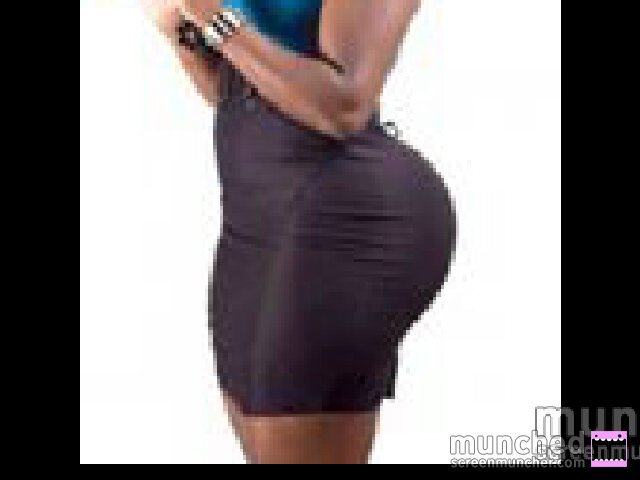 joienoire's profile picture. Determined to make it