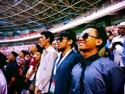 Semua masalah Y̶̲̥̅̊a̶̲̥̅̊n̶̲̥̅̊g̶̲̥̅̊ kita punyai tidak bisa diselesaikan secara langsung,dan harus secara step by step...!!