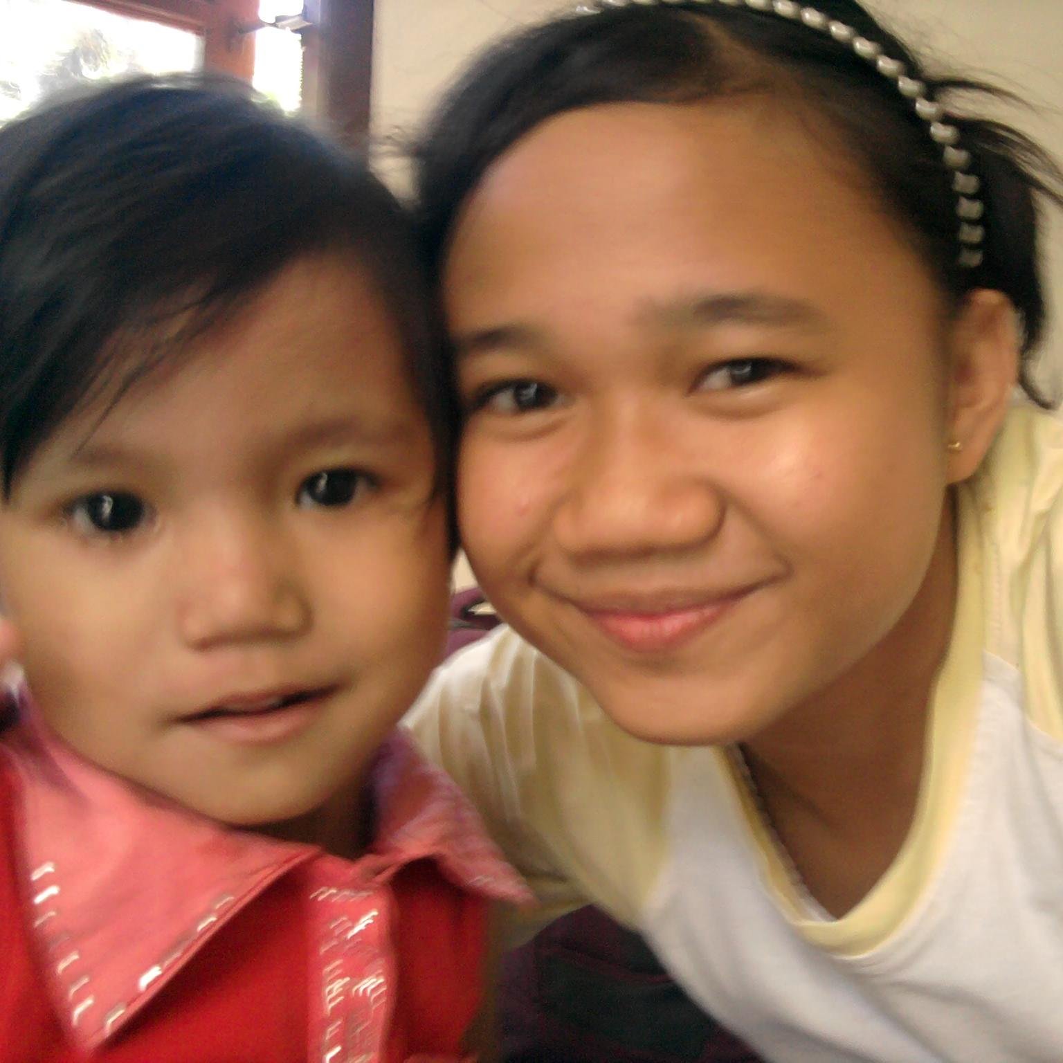 :) Semua bisa  :* yakinnnn lh,,,,smua ny akn baik2 j'a tanpa dya :'( :)
