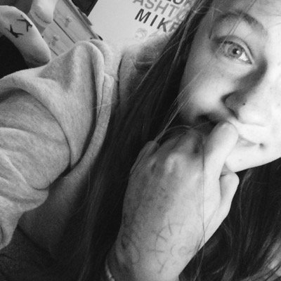 . Professional Fangirl . My room is 100% 5SOS and so is my life so it'd be cool to get a follow