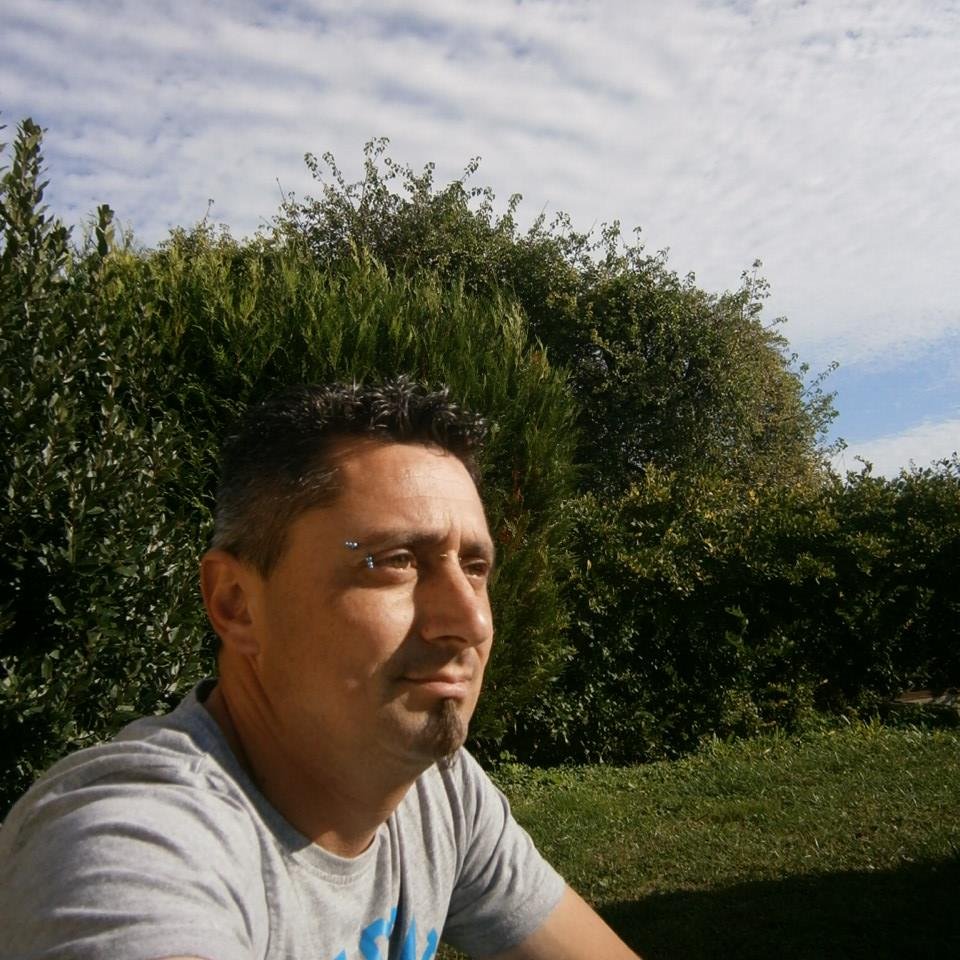 quadeur10's profile picture. 