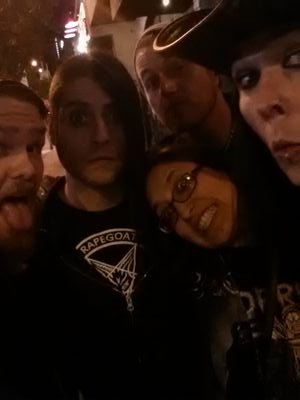 xxrentxx's profile picture. 