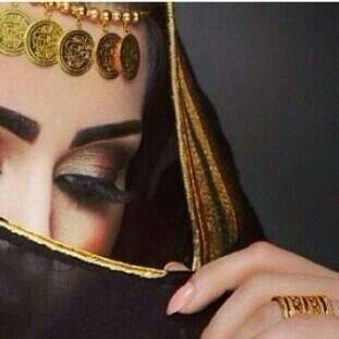 مخفيك في قلبي ما للعلن حاجه
