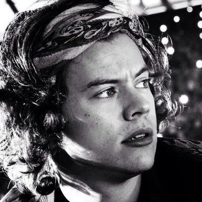 un demone travestito da angelo -James Harold Styles, 20. single.