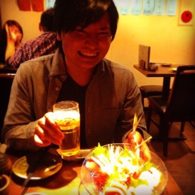 Instagram： https://t.co/clMm4KiKSg  ライブハウスにずっと居たい。音楽に恩返ししたい。 僕も友達もずっとそこに居続けられるようにしたい。ex.ANGAGEMENT