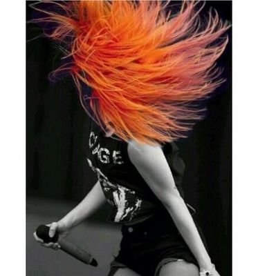 Singer, I'm friend of @Oficial_SickMad. Lost the battle, win the war. Rockstar in the making. Just Let Me Be!