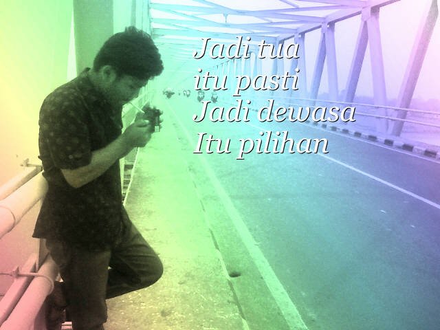 TriaSaputra16's profile picture. Aquarius 17 februari 1997