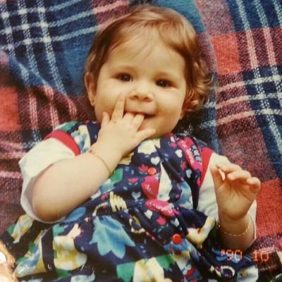 7f589cd92329459's profile picture. 