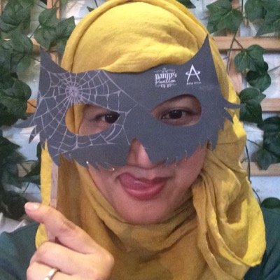 Living in a world of paradoxes. A sarcastic Javanese. A weight-conscious chocoholic. A pet-loving carnivore.