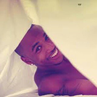 An ordinary girl that L O V E S @TreySongz♥| most of my tweets will be based on Trey !! ♬☆ #TremaineNeverson ★