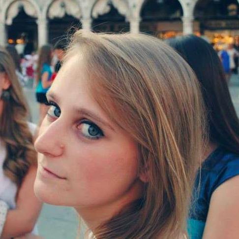 Blonde, not so blonde. Italian, but fake Italian. Marketer, not so marketer.