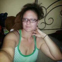 7f54da10e5b54f0's profile picture. 