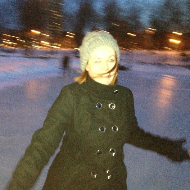 sjulye7's profile picture. 