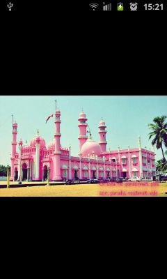 missblackosse's profile picture. « Si la vie te donnes une centaine de raisons de pleurer, montre à la vie que tu as un milliers de raisons de sourire. »