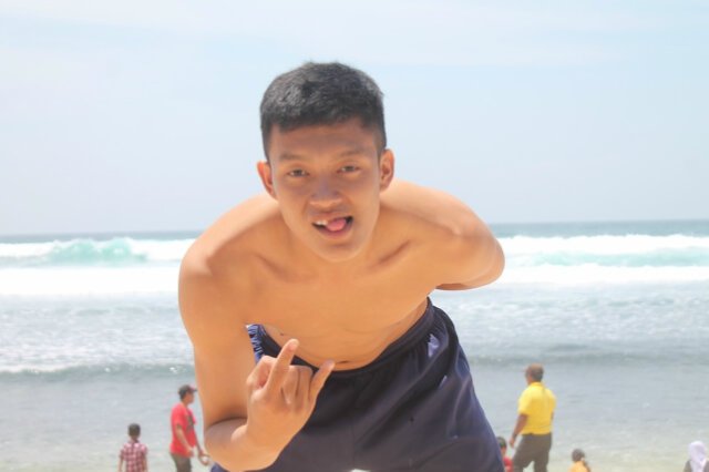 Mention and follback.SMA Karya Kasih