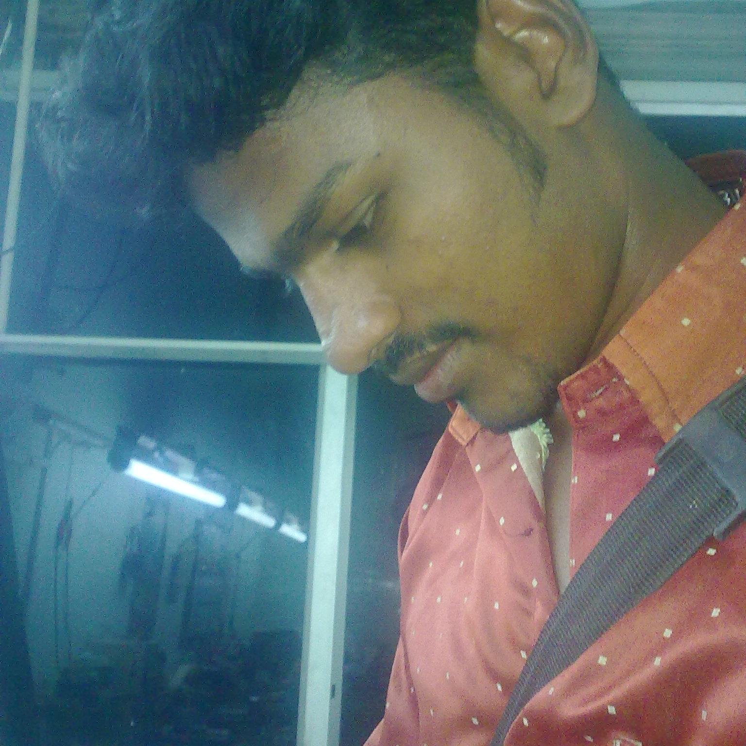 kgmohanguru's profile picture. 