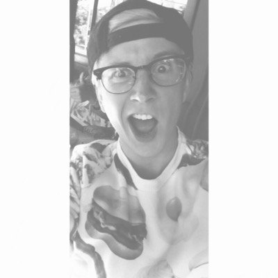 DO NOT FOLLOW THIS ACCOUNT! free follow from @thxtsoyoutube ! go follow me there!!!